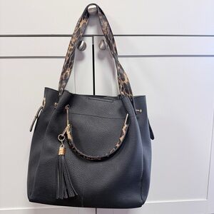 YOKI BLACK ANIMAL PRINT Shoulder BAG
